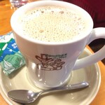 コメダ珈琲店 - たっぷりカフェオレ