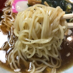 紅菜館  - ワンタンメンの麺