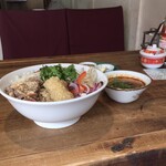 サイゴン2 - 混ぜ麺のセット