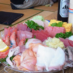 お刺身盛り合わせ　４０００円