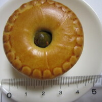 横浜中華街 重慶飯店 本館 - シュウマイの形が面白い