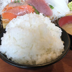 埼玉漁港 海鮮食堂 そうま水産 - ♪セルフの白飯は、自己責任で…