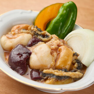 Be sure to try the “Specialty Champon” where you can enjoy traditional grilled hormones!