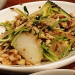 WANG’S GARDEN - 豚肉と玉ねぎの芽炒め