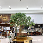 TSURUYA Karuizawa Ten - Mikado Coffee and Hanaoka are located in the same building.