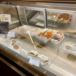 Boulangerie Asanoya Senju Haku Bijutsukan Ten - Deli Showcase