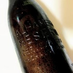 SoL SEVILLA - 一緒にテイクアウトしてきたアルハンブラ・レセルバ・ロハ・ビール（Alhambra Reserva Roja）。黒ビールに少し近いフルーティなビール