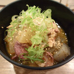 串カツの中村屋 - もつ煮込み