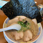 黒田屋 - チャーシューメンに海苔のトッピング