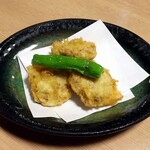 沼津海いち - まぐろと大葉の香り揚げ。