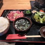 七輪炭火焼肉 遊輪 SOCOLA若葉台店 - ハラミランチ