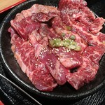 七輪炭火焼肉 遊輪 SOCOLA若葉台店 - ハラミは１１０ｇ