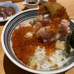 日本橋海鮮丼 つじ半 - 