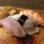 トロ、さえずり、車海老