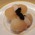 かっぱ寿司 - ほたてランプフィシュキャビア（198円）