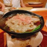 御料理 古川 - これも意外とハッキリとした味付けで攻めてきた(｀ω´)塩気が強いけど和牛だから脂身の多さと会い勝って…足し算で食べたら完成します、さっきの鮎とい「ほんとにここまで計算してるの？！」(笑)