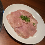 焼肉牛舞 - オッパイ