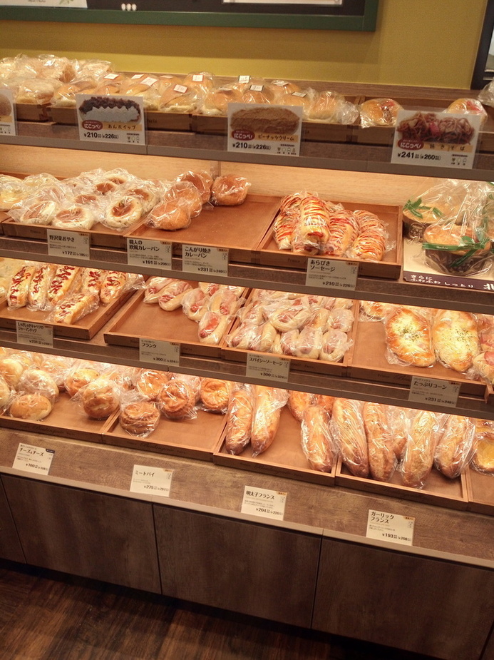 麻布十番モンタボー nonowa国立店 （Mont-Thabor） - 国立/パン | 食べログ 麻布十番モンタボー nonowa国立店 (国立/パン)