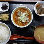 Sake Dokoro Toufuya - 牛すじ煮込み定食