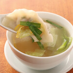 nikujirutaiwangyouzasakabaderagyouza - スープ餃子
