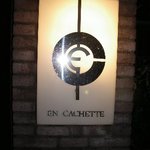 EN CACHETTE 南青山 - ロゴ