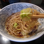 室町 砂場 - 「かけ」　薬味と共に