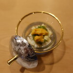 すし処 睦月 - 渡り蟹：地物(三河)、彩に雲丹って贅沢