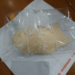 一口茶屋 - 生たい焼き　カスタード＆ホイップ　150円+税