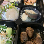 喜重朗のあて盛り弁当　2,138円。