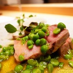 エノテカパージナ - 三河ブランドポークもち豚肩ロースグリル 　翡翠豆コンソメスープ