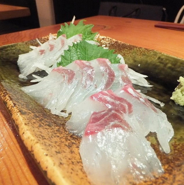 台所 まんまる - 黄ビレ鲷刺身