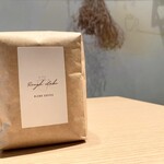 ROUGH LABO CAFE - 自宅でコーヒー豆を挽いて楽しんでいただけます。（ネットショップでも購入可）