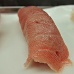 一鮨 - 生インドまぐろ中とろ（おまかせにぎり）