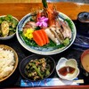 Shunsaitwukutwuku - 刺身定食