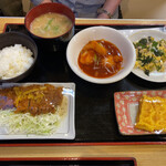 うるとら食堂 - 