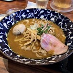 鶏そば 新里 - ＊カレーそば（ちょい辛）（¥780）
            ＋味玉（¥100）