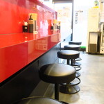 ラーメン二郎 - 店内の様子