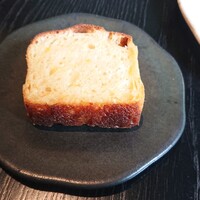 ラ・ボンヌターブル - 