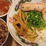 煮干そば 流。 - ニンニキー(限定メニュー:並盛170g)¥830＋肉飯¥280