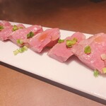 Low-temperature cooked sashimi “Gyuhatsu”