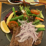 あきやま - 牛ロースサラダ