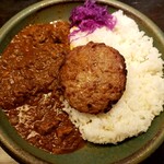 CURRY KOBACHAN - スパイシーカレー、ハンバーグトッピング、ライス大盛、中辛