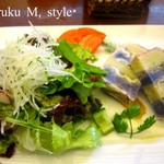 シュマッセナ - 紫芋のジャガイモ”シャドークイーン”と穴子のテリーヌ　パプリカマリネを添えて