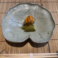 尾頭橋すみや - ウニ、アワビ、さやえんどう