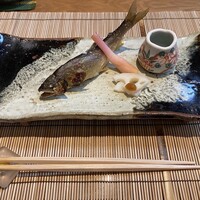 尾頭橋すみや - 三重県宮川の天然鮎の塩焼き