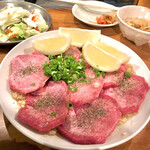 万正 - 塩タン 2人前