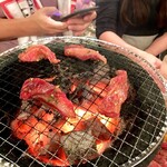 万正 - ヒモ 焼き焼き風景