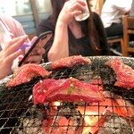 万正 - ヒモ 焼き焼き風景