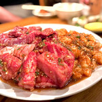 万正 - ハラミ バラ テッチャン　各2人前