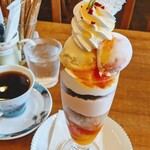 クリクリ - パッションオレンジパフェ¥1000
      ~2020,7/20